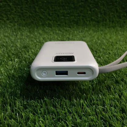 UK Lot Imported 100W Modem Cat 10.000 mAh Power bank